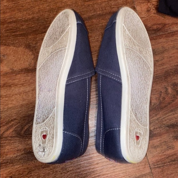 Bobs - Picture 3 of 4